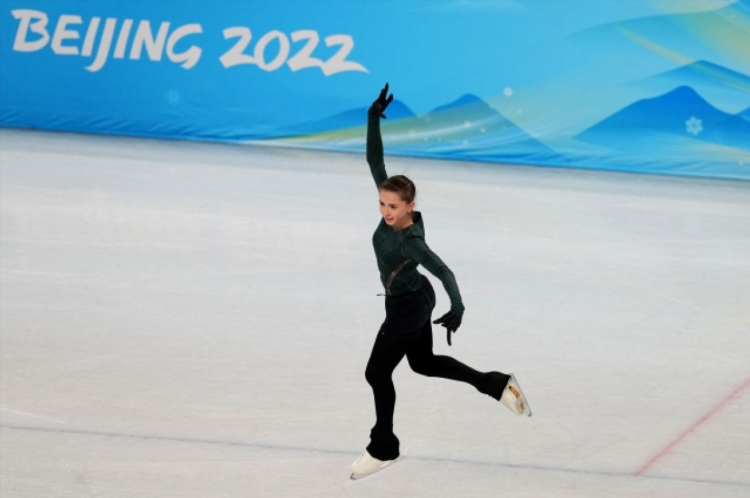 Фигурное катание олимпиада 2022 женщины короткая программа смотреть